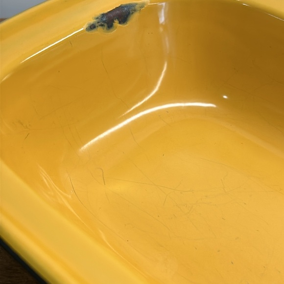 Vintage Enamelware Yellow Rectangular Shaped Dish - Picture 2 of 11